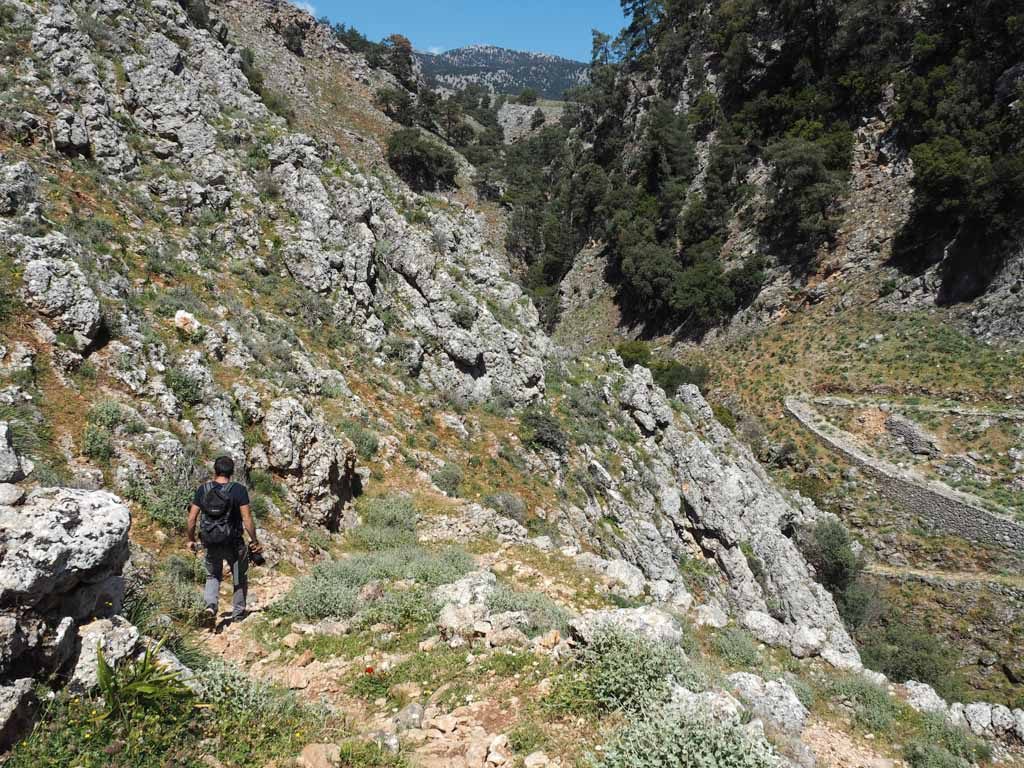 Hiking in Crete 